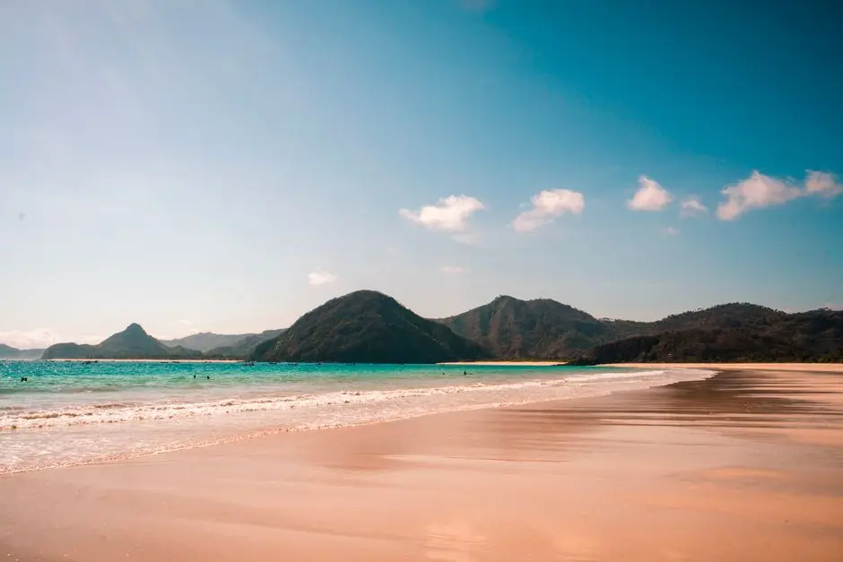Pantai Gerupuk Gerung